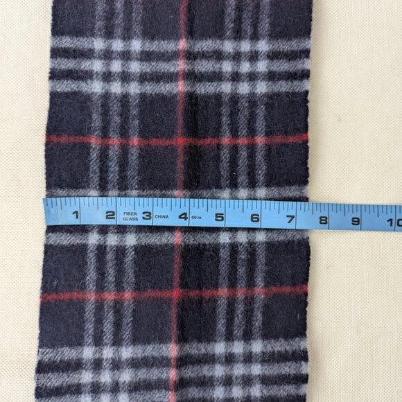 Pre-Loved Burberry Lambswool Scarf Blue – Unisex Check – Luxury Winter Accessory - Picture 7 of 7